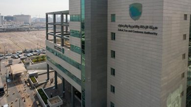 صورة هل يمكن السفر إلى قطر برخصة القيادة الإلكترونية الموجودة في توكلنا؟.. توضيح من الزكاة والجمارك