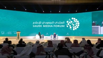 صورة إعلاميون دوليون يتصدرون قائمة متحدثي المنتدى السعودي للإعلام 2026