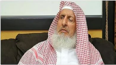 صورة وداعًا سماحة المفتي عبدالعزيز آل الشيخ.. إرث علمي ودعوي يخلّد نصف قرن من العطاء