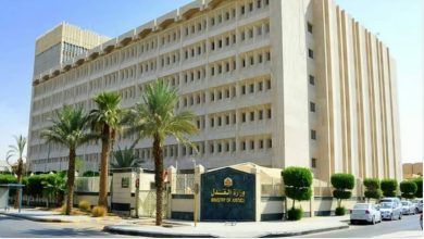 صورة أستاذ قانون: البرامج الوطنية المعتمدة من وزارة العدل لمهنة المحاماة مكملة للدراسة الجامعية