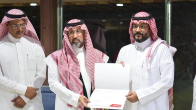 صورة فرع الهلال الأحمر بالباحة يحتفل باليوم الوطني 95