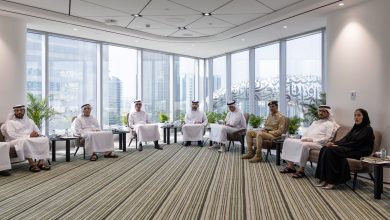 صورة منصور بن محمد يترأس اجتماع اللجنة العليا لإدارة الطوارئ والأزمات والكوارث في دبي