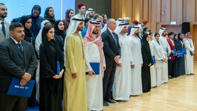 صورة ذياب بن محمد يشهد تخريج 46 شاباً عربياً في «برنامج القيادات الدبلوماسية»