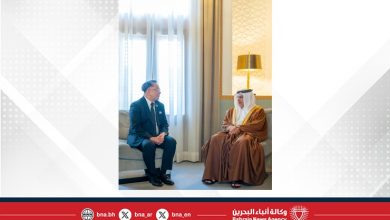 صورة سمو ولي العهد رئيس مجلس الوزراء يستقبل سفير مملكة تايلاند لدى مملكة البحرين