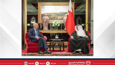 صورة العلاقات البحرينية الأمريكية تشهد كافة مساراتها تطورًا وتقدمًا في ظل ما تحظى به من حرص واهتمامٍ متبادل لمواصلة تطويرها وتنميتها والأخذ بها نحو آفاقٍ أكثر اتساعًا في مختلف المجالات