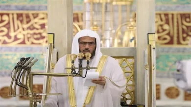 صورة خطيب المسجد النبوي للمؤثرين و”البلوجرز”: ما أنتم فيه نعمة ومسؤوليتكم أ