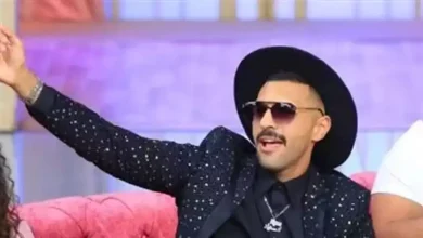 صورة حسن أبو الروس بإطلالة غريبة وصادمة في ثاني أيام الجونة