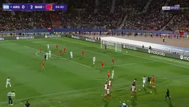 صورة لقطة طريفة في مباراة الأرجنتين والمغرب بنهائي مونديال الشباب