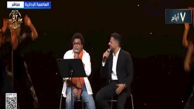 صورة محمد منير وحماقي يقدمان أغنية لـ فلسطين في احتفالية وطن السلام
