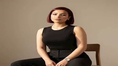 صورة بتول الحداد تطلب الدعاء لوالدها: يخضع لجراحة بالقلب