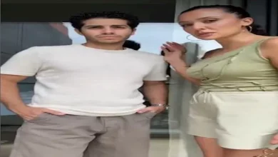 صورة إميلي شاه ومينا مسعود يخطفان الأنظار بأحدث ظهور في الهند