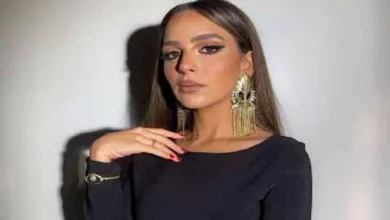 صورة بفستان جريء.. 7 صور ومعلومات عن إطلالة جميلة عوض