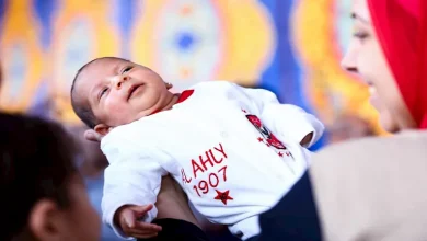 صورة “من صغري بعشقه”.. أصغر مشجعة في انتخابات الأهلي
