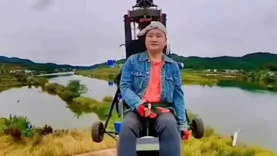 صورة بث مباشر يتحول إلى مأساة.. مقتل مؤثر صيني أثناء استعراض جوي