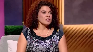 صورة منى هلا: “خالتي ماتت مخنوقة وأنا اللي غسلتها وقلبي من بعدها اتكسر”