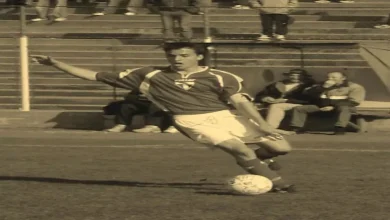 صورة وفاة لاعب كرة قدم سابق متأثرا بالسرطان