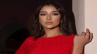 صورة إطلالة ملكية.. بلقيس تتألق بالذهبي في مهرجان الجونة