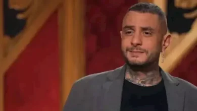 صورة بصورة نادرة لهما على “حمار”.. أحمد الفيشاوي يستعيد ذكرياته مع والده