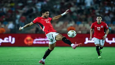 صورة كم مباراة يغيبها عمر مرموش عن مانشستر سيتي؟