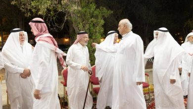 صورة آل قطان يتلقون التعازي في فقيدتهم  أخبار السعودية