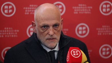 صورة تيباس يدافع عن قراره.. وبرشلونة يعوّض جماهير فياريال  أخبار السعودية