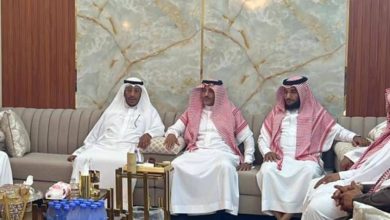 صورة محافظ صامطة يعزي أسرة آل الفود  أخبار السعودية