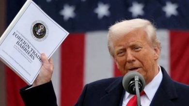 صورة ترمب يرد على تقييد الصين تصدير المعادن النادرة برسوم إضافية 100%  أخبار السعودية