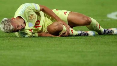 صورة إصابة أولمو تقلق برشلونة قبل الكلاسيكو مع ريال مدريد  أخبار السعودية