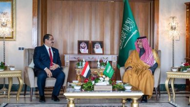 صورة وزير الداخلية اليمني لـ«عكاظ»:التنسيق الأمني مع السعودية في أعلى مستوياته  أخبار السعودية