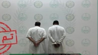 صورة «مكافحة المخدرات» بالقصيم تقبض على مواطنَيْن لترويجهما مادتي الحشيش والإمفيتامين  أخبار السعودية