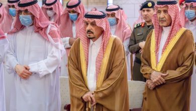 صورة أمير الرياض يؤدي صلاة الميت على الأميرة هيفاء بنت تركي آل سعود  أخبار السعودية