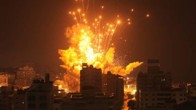 صورة | مصادر محلية: الاحتلال يشن هجوما واسعا على قطاع غزة وانفجارات تهز محيط مجمع الشفاء