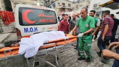 صورة | الدفاع المدني بغزة: شهيدان ومصابون بينهم أطفال في غارة للاحتلال على منزل بحي الصبرة جنوبي مدينة غزة