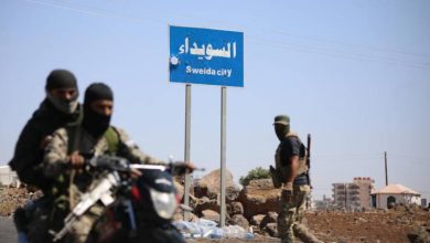 صورة | مصدر أمني سوري: مجموعات مسلحة تستهدف حاجزا أمنيا بريف السويداء بقذائف الهاون والرشاشات