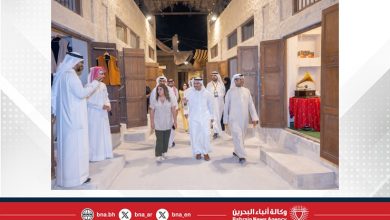 صورة وزير الإعلام يشهد ليلة ثقافية بحرينية على شرف الوفود المشاركة في دورة الألعاب الآسيوية للشباب وينوه بدور الرياضة في تعزيز روابط المحبة والتفاهم بين الشعوب