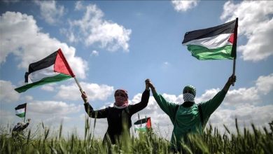 صورة الفصائل الفلسطينية المجتمعة في القاهرة : الاتفاق على تسليم إدارة غزة للجنة فلسطينية من ابناء القطاع