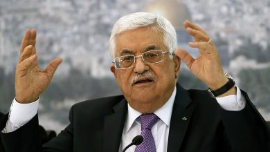 صورة الرئيس عباس: السيادة على قطاع غزة لدولة فلسطين