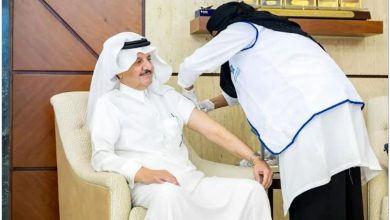 صورة القيادة حريصة على دعم القطاع الصحي لتعزيز صحة الإنسان وجودة حياته