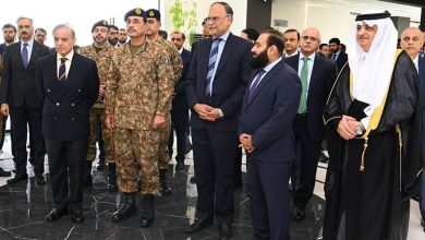 صورة سفير خادم الحرمين لدى باكستان يشارك في افتتاح مختبرات أبحاث علوم الأرض المتقدمة بإسلام آباد