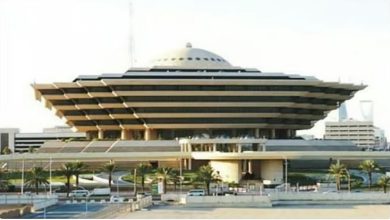 صورة لتهريبه أقراص الإمفيتامين المخدرة إلى المملكة.. تنفيذ حُكم القتل تعزيرًا بمواطن في تبوك