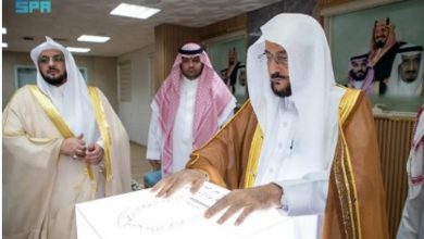 صورة وزير “الشؤون الإسلامية” يُدشِّن مشاريع بأكثر من 74 مليون بمنطقة الباحة