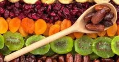 صورة هذه الأسباب تحثك على الحذر عند تناول الفواكه المجففة