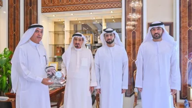 صورة حاكم عجمان يتسلّم «علامة دبي للوقف» التي مُنحت إلى مؤسسة حميد بن راشد النعيمي الخيرية