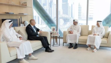 صورة مكتوم بن محمد يلتقي بالرئيس التنفيذي لمجموعة إتش إس بي سي