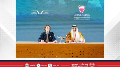 صورة خلال منتدى بوابة الخليج 2025.. توقيع مذكرة تفاهم بين وزارة المواصلات والاتصالات وشركة “إيف موبيليتي” لتعزيز حلول التنقل الجوي المستدام