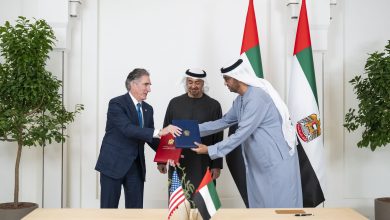 صورة رئيس الدولة يبحث العلاقات الثنائية مع رئيس المجلس الوطني الأمريكي للطاقة