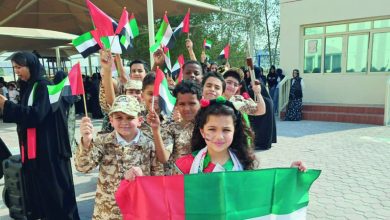 صورة مدارس الدولة ترفع راية الاتحاد.. وتعزف أنشودة الولاء في يوم العَلَم