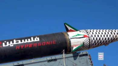 صورة تقرير أممي يفضح منظومة تهريب السلاح للحوثيين: قرارات مجلس الأمن معطلة والإرادة الدولية غائبة