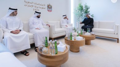 صورة خالد بن محمد بن زايد يلتقي حمدان بن محمد بن راشد