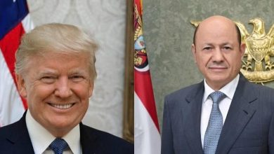 صورة رئيس مجلس القيادة الرئاسي يعزي الرئيس ترمب